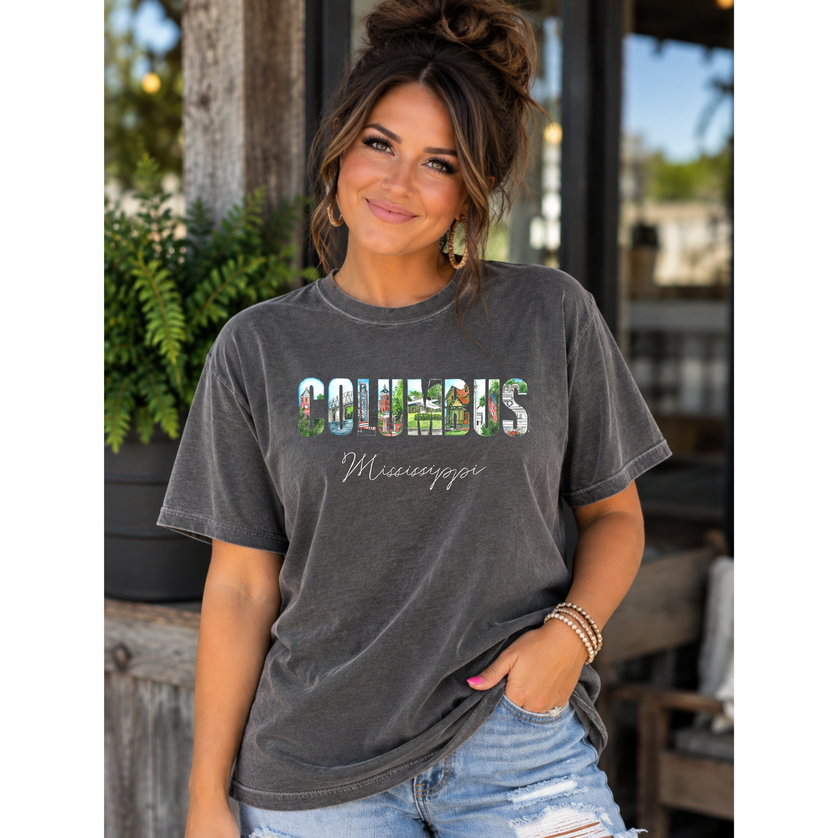 Comfort Color T-shirt w/Kelly's artwork (Pepper)