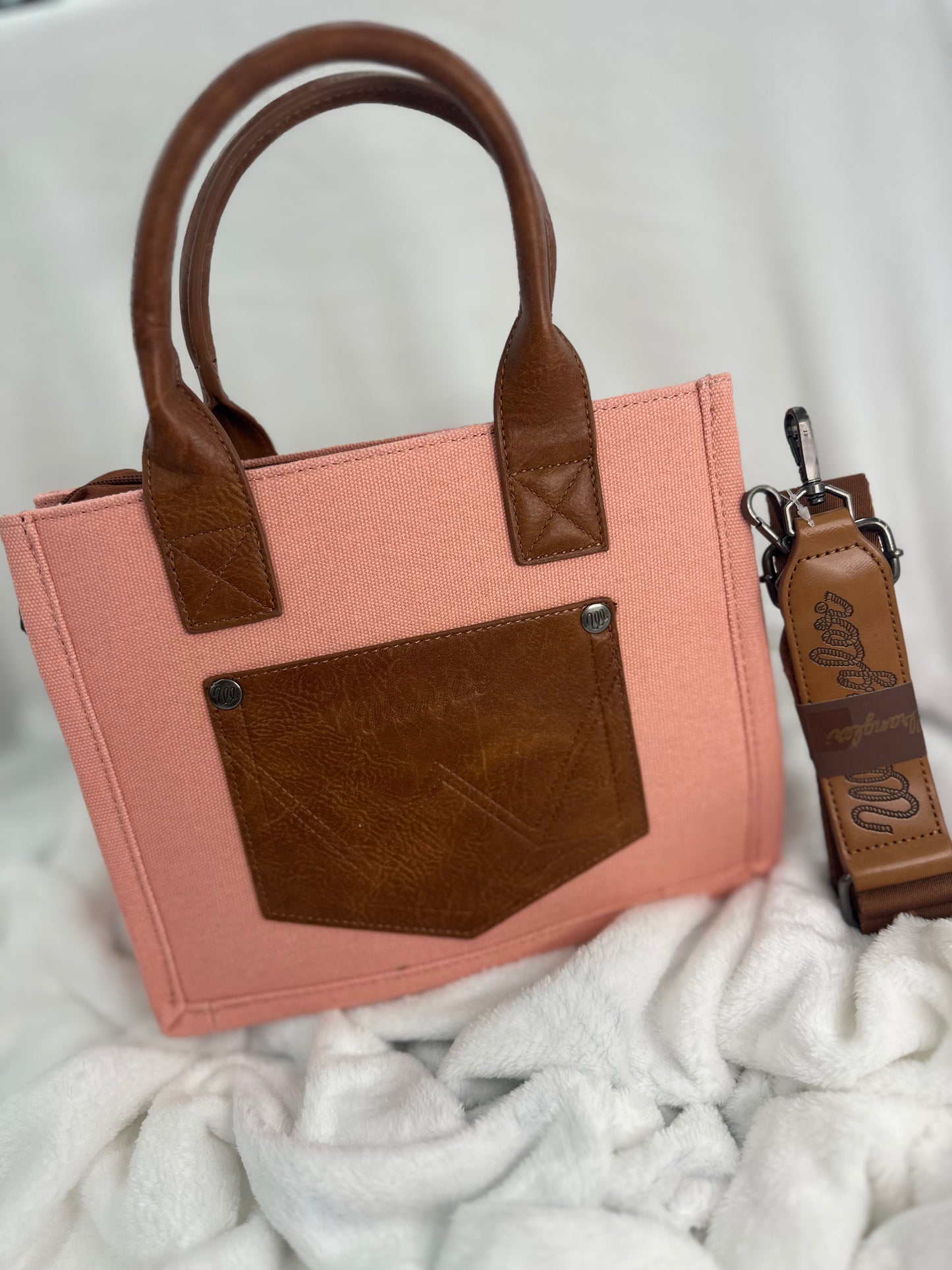 Wrangler Canvas Small Pink Tote
