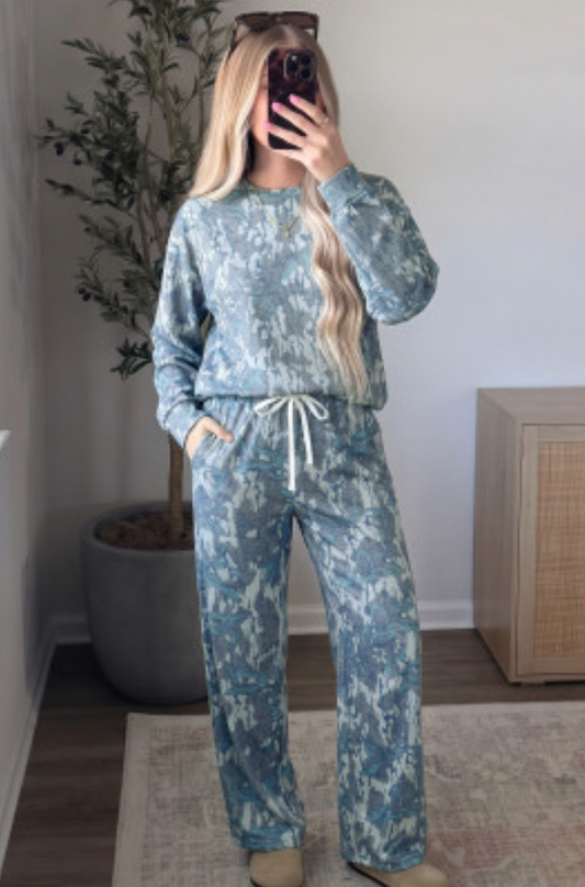 PLUS Multicolour Camo Pullover/Pants Set